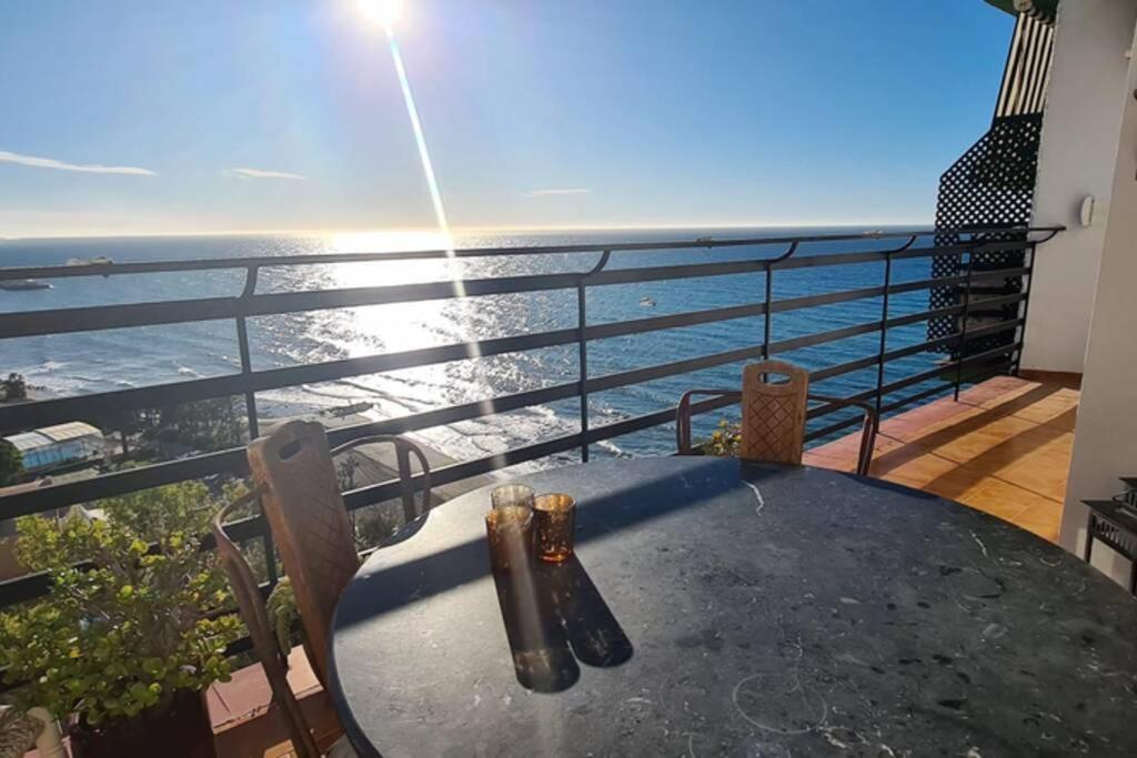 Apartamento Lujoso Y Moderno Vistas Panoramicas Al Mar Marbella Exterior foto